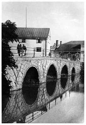   OLD BRIDGE AT OEREBRO.