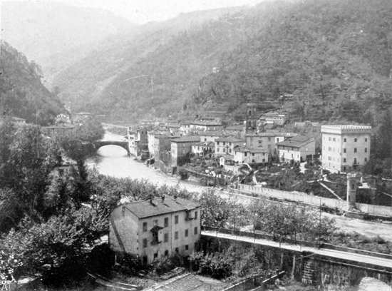 BAGNI DI LUCCA — PONTE A SERRAGLIO: VILLA FIORI.